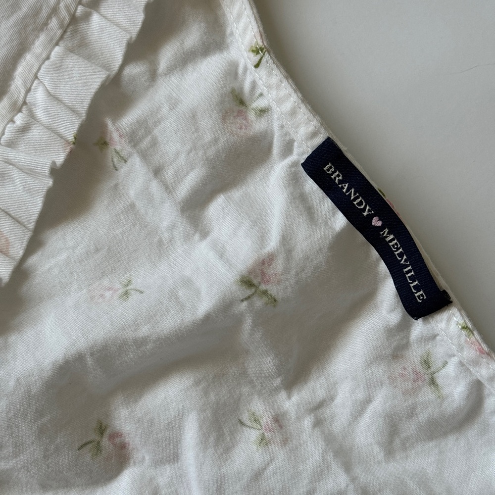Brandy Melville White Floral Wrap Top Crop Blouse